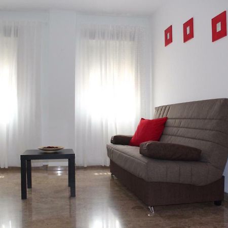 Amazing And Clean Studio Very Close To City Center Малага Екстериор снимка