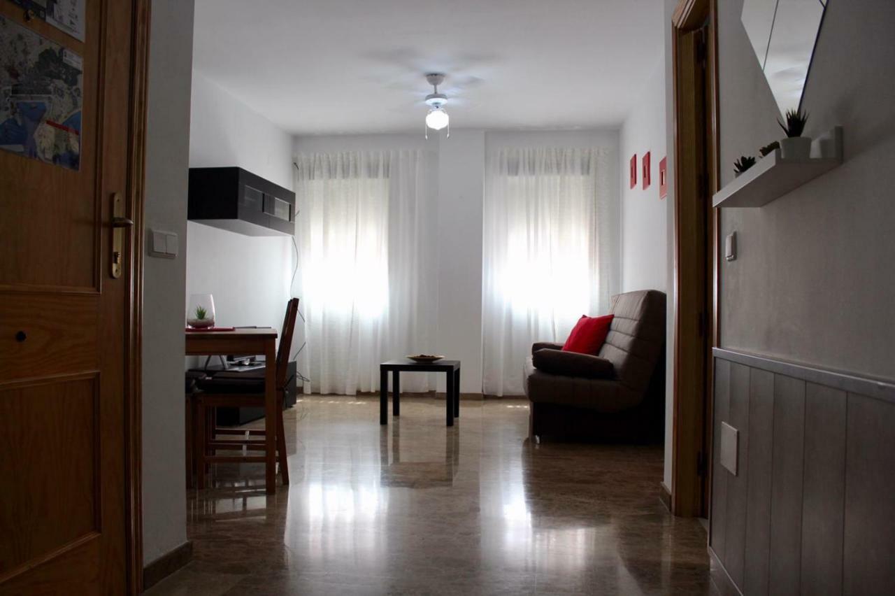Amazing And Clean Studio Very Close To City Center Малага Екстериор снимка