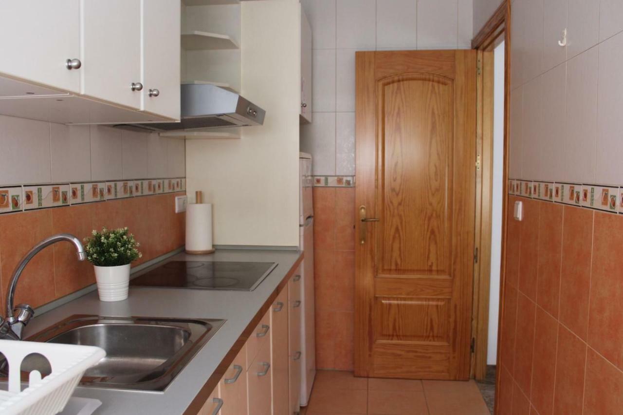 Amazing And Clean Studio Very Close To City Center Малага Екстериор снимка
