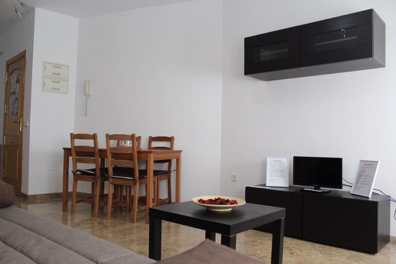 Amazing And Clean Studio Very Close To City Center Малага Екстериор снимка