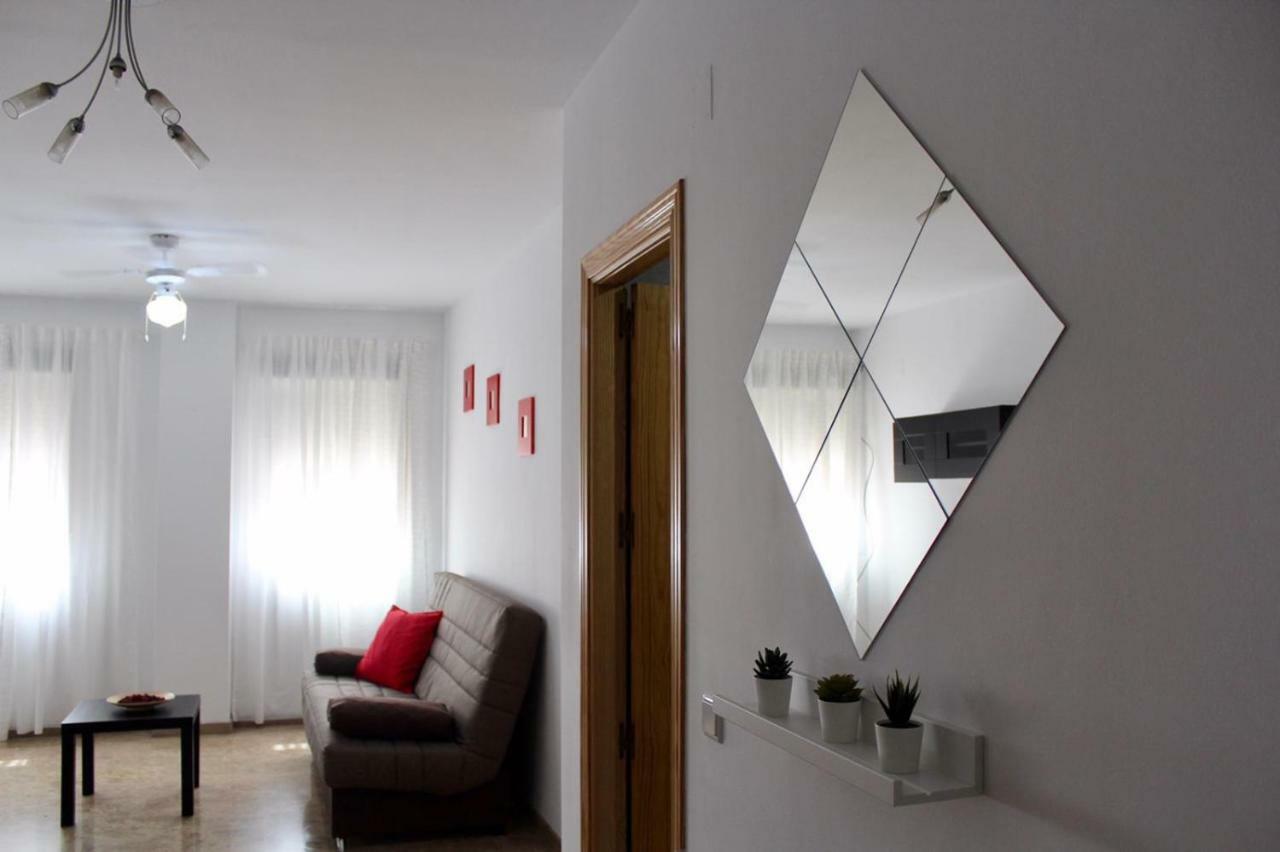 Amazing And Clean Studio Very Close To City Center Малага Екстериор снимка
