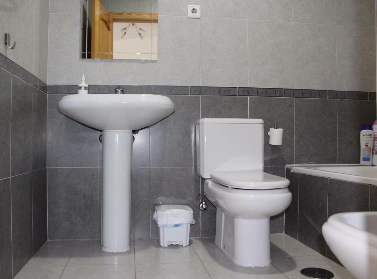 Amazing And Clean Studio Very Close To City Center Малага Екстериор снимка