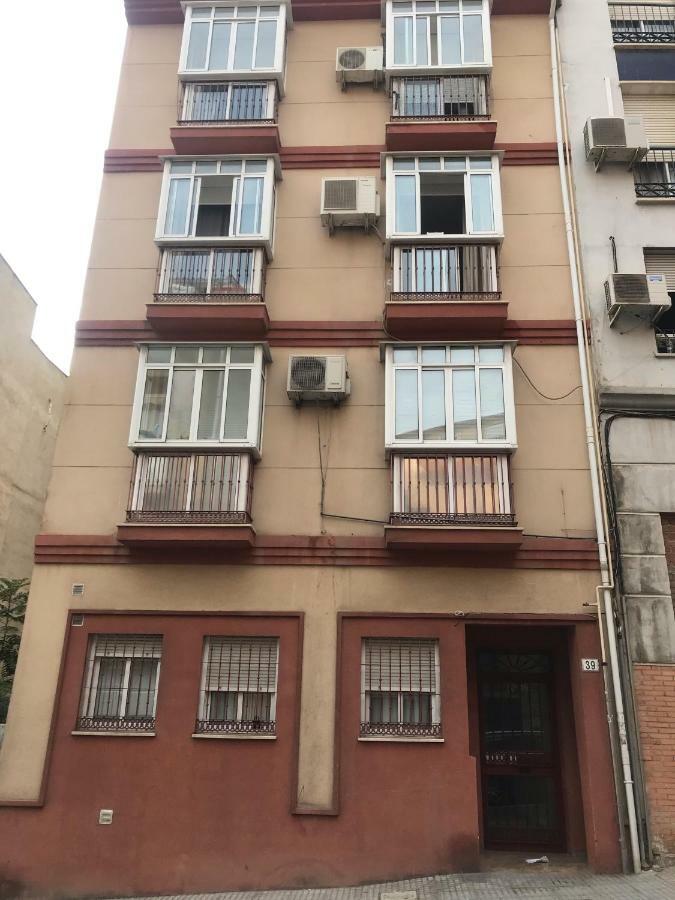 Amazing And Clean Studio Very Close To City Center Малага Екстериор снимка